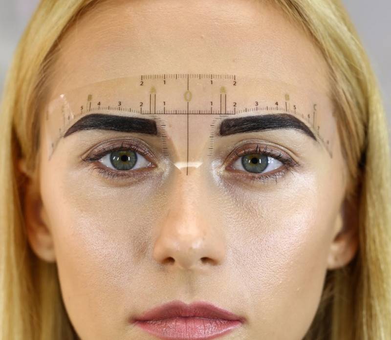 CT-ØYENBRYNSLINJAL SELVKLEBENDE 10-Pakk